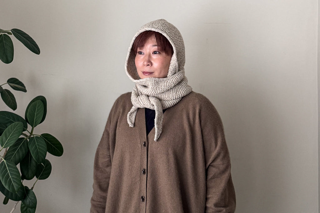 Staff Projects:  話題のSophie Hoodを編みました