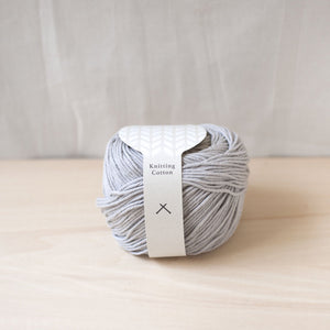 8 ライトグレー