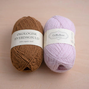 MØRK SENNEP + LYS ROSA