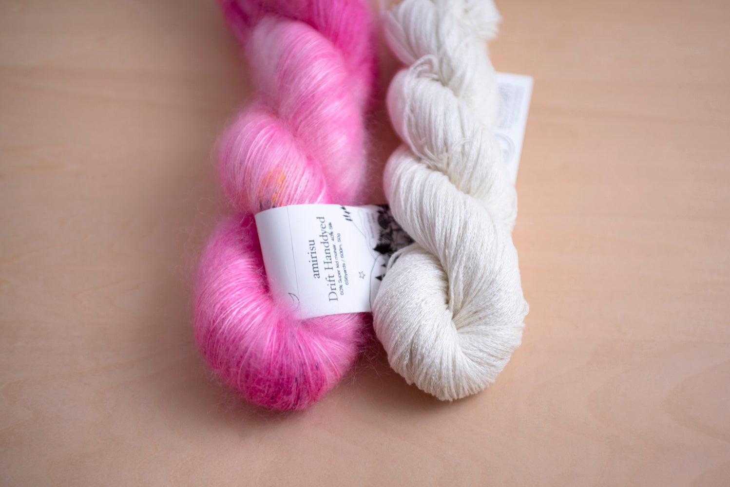 Antarctica + 水浴びフラミンゴ