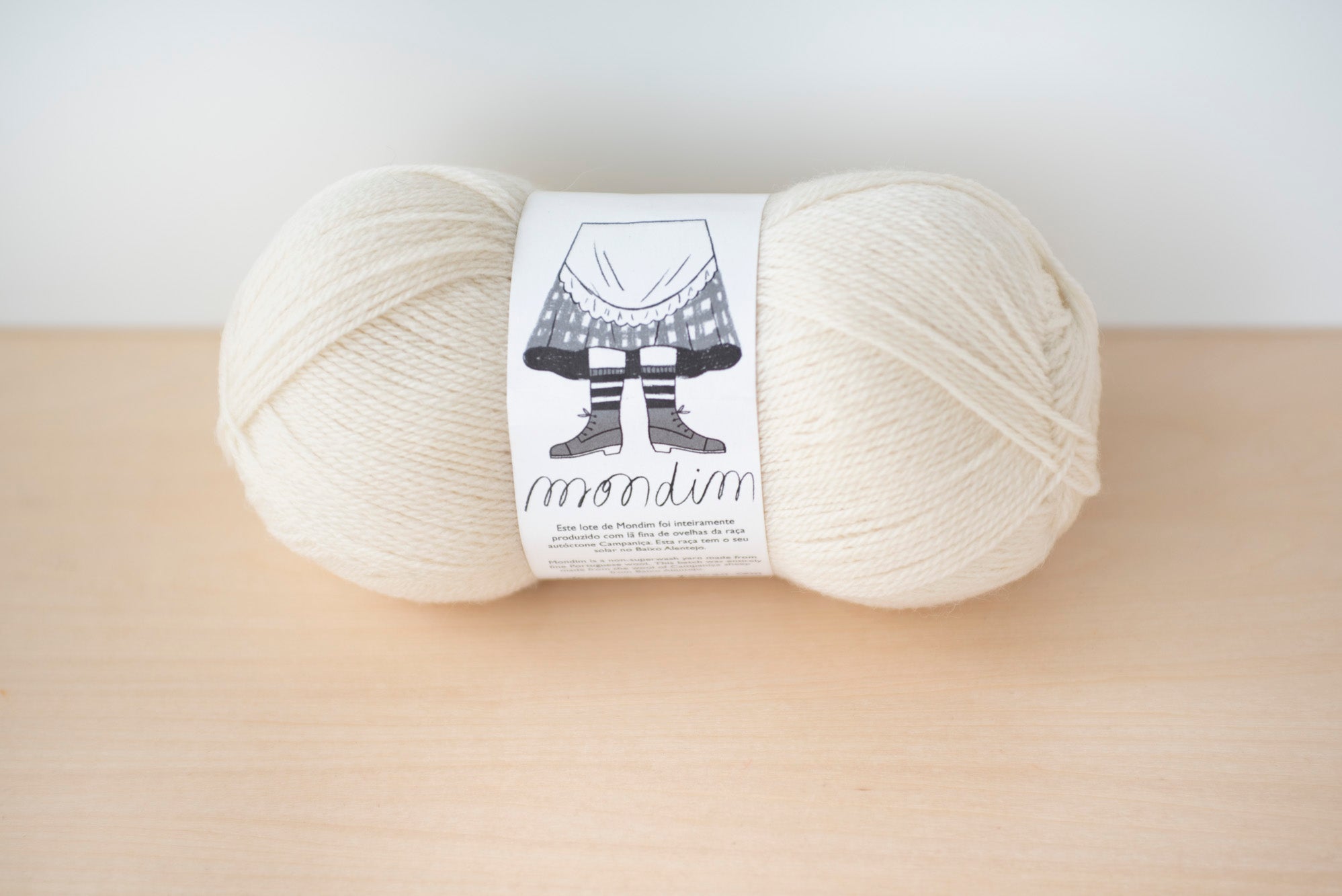 100 - natural (undyed)