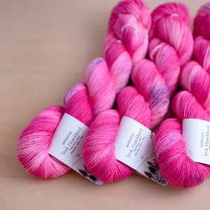 水浴びフラミンゴ