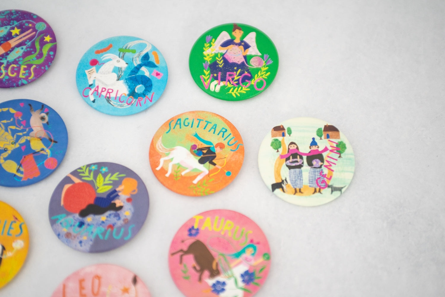 amirisu 星座コレクション 缶バッジ