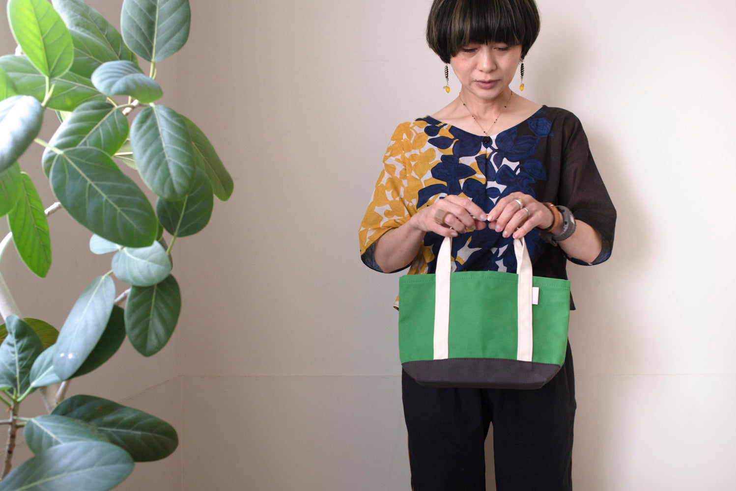 amirisu オリジナル 帆布トート