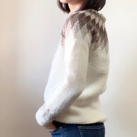 Color no.1. Knitted by tomomi yoshimoto