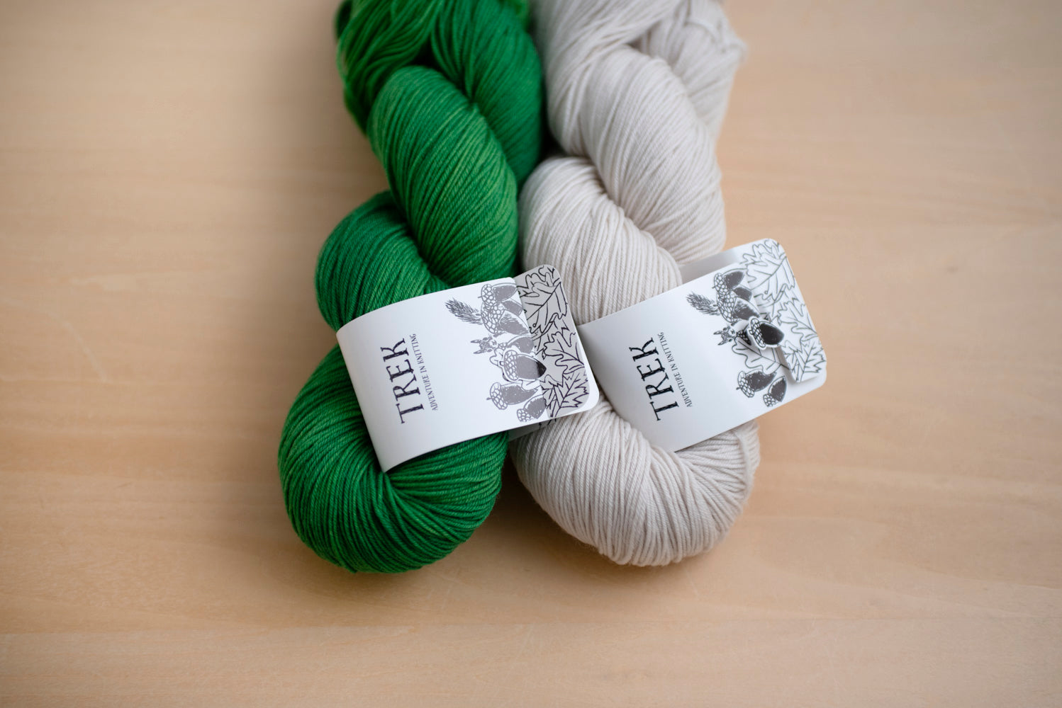 Enrai ヤーンセット （52 Weeks of Socks, Vol. II 掲載）