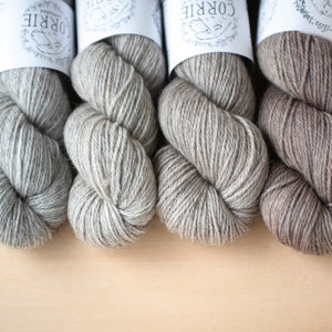 左からFrench Grey, Avoine, Bone, Sandstone